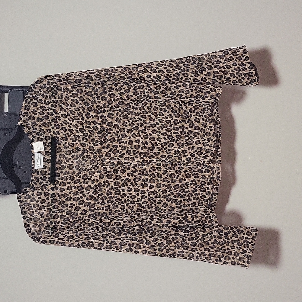 Kathryn cheetah cardigan size M